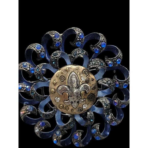 Fleur De Lis Swirl Brooch Royal Blue Gun Metal Gray Rhinestone Sparkle - Picture 9 of 15